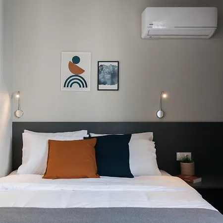 Wyz Athens Apartments By Upstreet-2